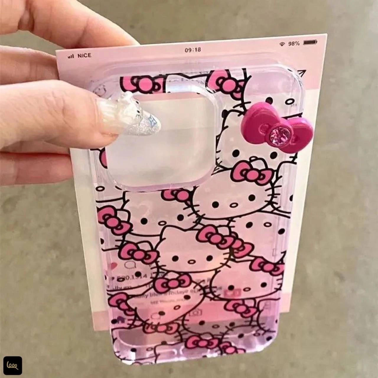 قاب آیفون کیتی با طرح قلب‌های هولوگرامی