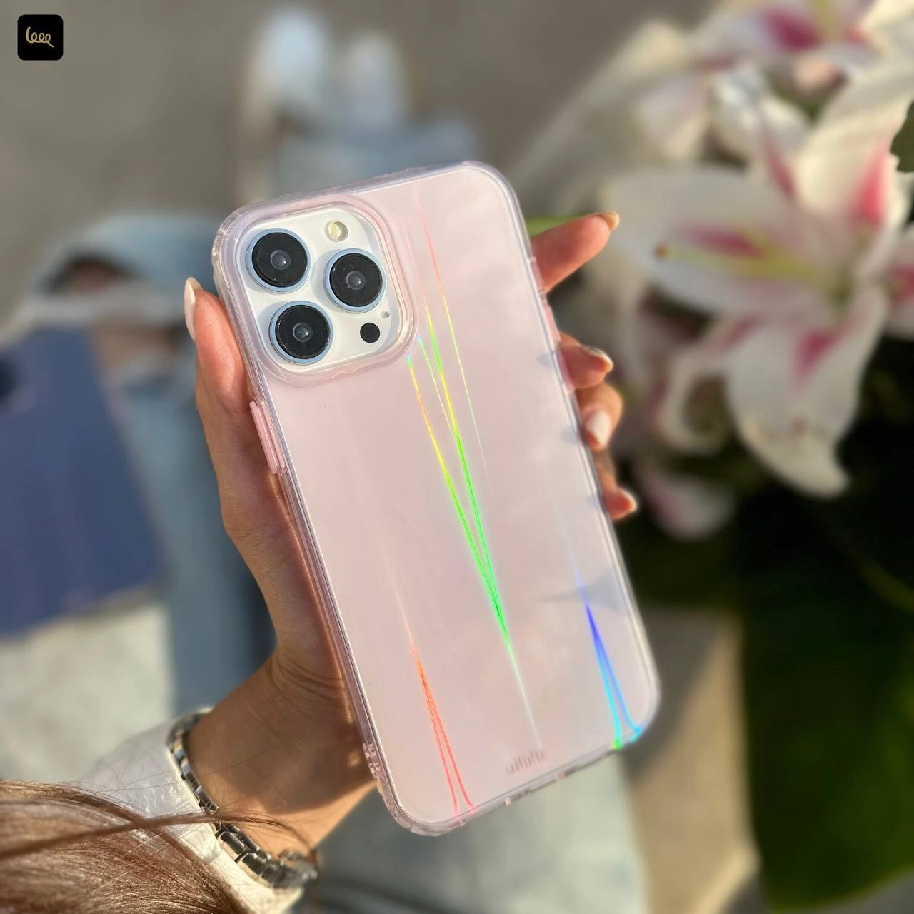  قاب آیفون Aurora Pink با افکت لیزری رنگین‌کمانی