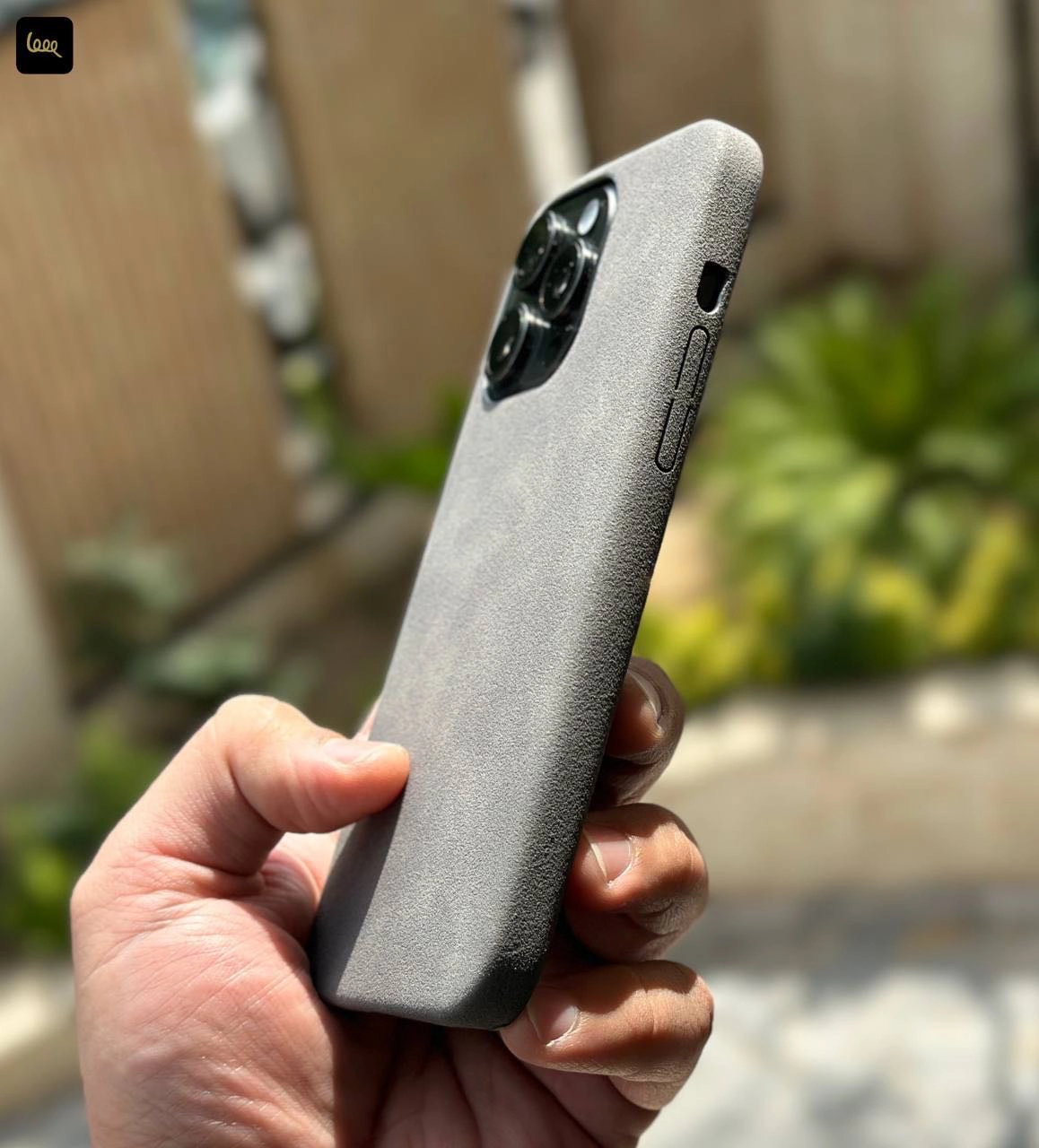 قاب آیفون جیر مدل Alcantara رنگ Titan Gray