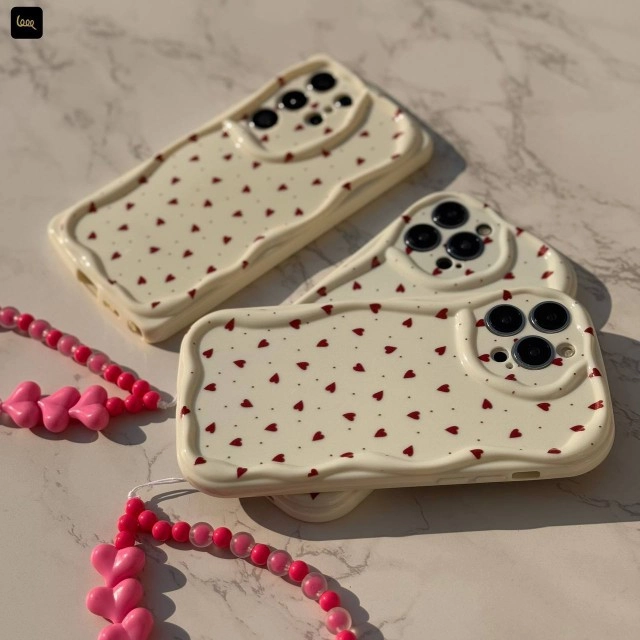 قاب گوشی قلبی ریز چری (Kawa Heart Tiny Cherry) بند به صورت جداگانه موجود می‌باشد